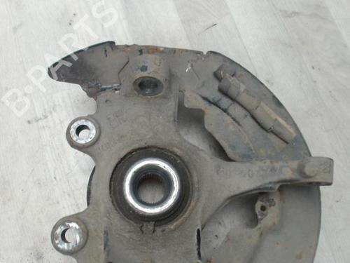 Used Left front steering knuckle VOLVO S40 II (544) 1.6 D (110 hp) 27861078
