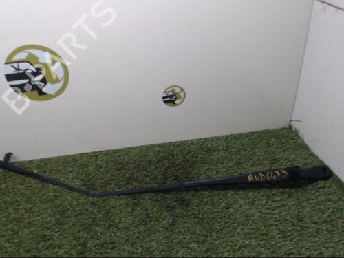 Used Front windshield wiper arm PEUGEOT 207 (WA_, WC_) 1.4 HDi (68 hp) 25397079