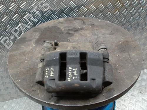 Used Right front brake caliper Right front brake caliper RENAULT MASTER II Platform/Chassis (ED/HD/UD) 2.5 dCi 120 (ED0M, ED0U, ED0W, ED4M, ED8M, ED8W, HD0M,... (115 hp) 33696037 33696037