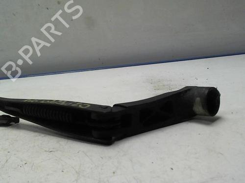 Used Front windshield wiper arm HYUNDAI i20 I (PB, PBT) 1.2 (78 hp) 25418056