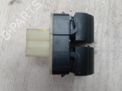 Used Switch RENAULT CLIO IV (BH_) 0.9 TCe 90 (BHNF, BHMA, BHMH, BHJK, BHJR) (90 hp) 27730967