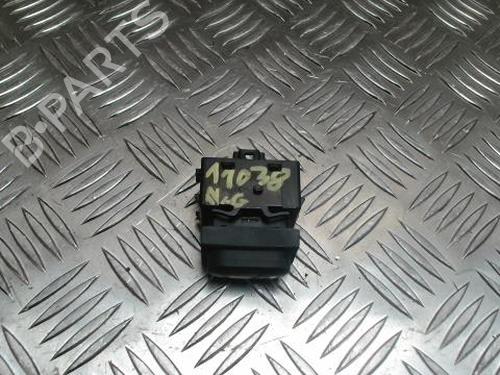 Used Switch RENAULT CAPTUR I (J5_, H5_) 1.5 dCi 90 (J5N4, J5M5, J5MW, J5M6, J5AL, J5AJ) (90 hp) 26198051