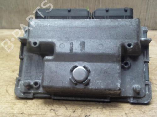 Used Engine control unit (ECU) VW POLO V (6R1, 6C1) 1.2 (60 hp) 28828148
