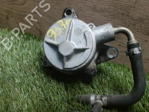 Used Vacuum pump RENAULT CLIO II (BB_, CB_) 1.2 16V (BB05, BB0W, BB11, BB27, BB2T, BB2U, BB2V, CB05,... (75 hp) 29140858