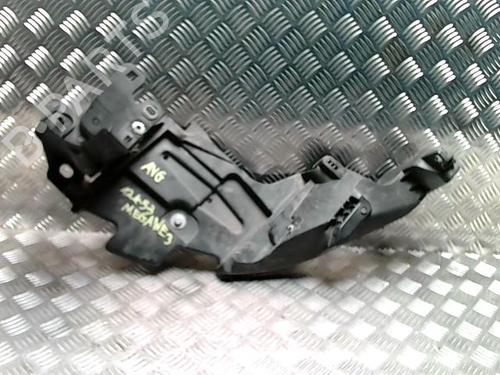 Used Front bumper bracket RENAULT MEGANE III Coupe (DZ0/1_) 1.9 dCi (DZ0N, DZ0J, DZ1J, DZ1K) (131 hp) 30189879