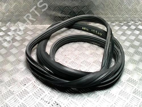 Gummiliste MERCEDES-BENZ M-CLASS (W163) ML 270 CDI (163.113) (163 hp) 31227051