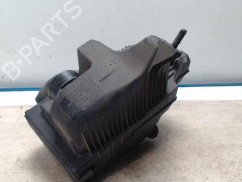 Used Air filter box Air filter box RENAULT CLIO III (BR0/1, CR0/1) 1.6 16V (BR05, BR0B, BR0Y, BR15, BR1J, BR1M, BR1Y, CR0B,... (112 hp) 28057948 28057948
