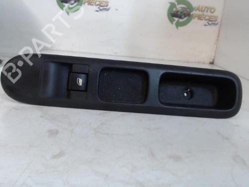 Right front window switch PEUGEOT 3008 I MPV (0U_) 2.0 HDi 150 / BlueHDi 150 | BP25401134I26