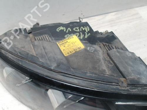 Used Right headlight VOLVO S40 II (544) 1.6 D (110 hp) 27893164