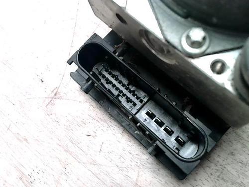 Used ABS pump RENAULT CLIO III (BR0/1, CR0/1) 1.5 dCi (BR17, CR17) (86 hp) 27993938