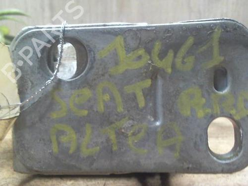 Used Hinge/Door check strap SEAT ALTEA (5P1) 2.0 TDI 16V (140 hp) 31232320