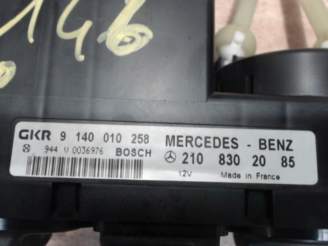 Climate control MERCEDES-BENZ E-CLASS (W210) E 220 D (210.004) 25386687 ...