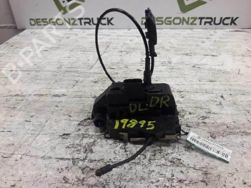 Used Front right lock RENAULT MEGANE II (BM0/1_, CM0/1_) [2001-2012]  21458124