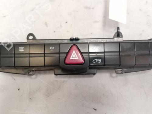 Used Warning switch Warning switch MERCEDES-BENZ SPRINTER 5-t Van (B906) 515 CDI (906.653, 906.655, 906.657) (150 hp) 40621833 40621833