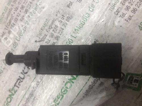 Commutateur AUDI A3 (8L1) 1.9 TDI (130 hp) 21470162