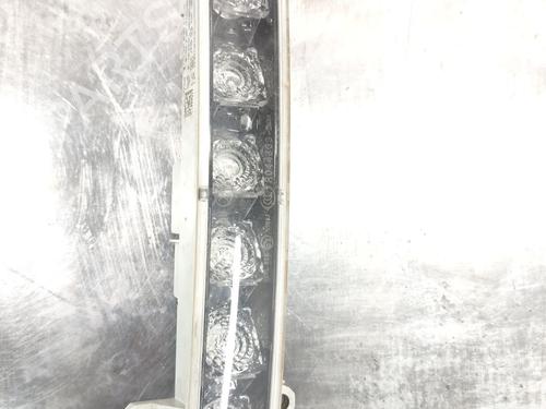 Left front indicator PEUGEOT 308 SW II (LC_, LJ_, LR_, LX_, L4_) 1.6 BlueHDi 100 | BP29432721C32 
