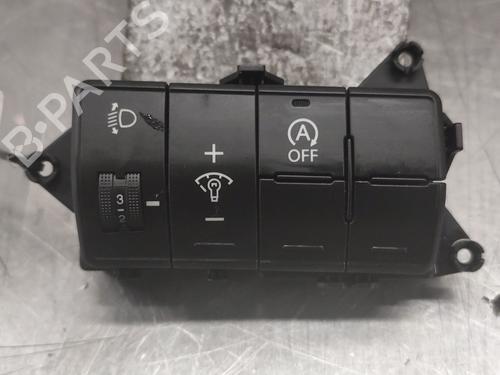 Used Switch Switch HYUNDAI i30 (GD) 1.6 CRDi (110 hp) 31035205 31035205