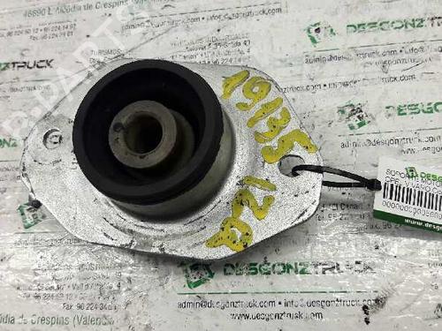 Used Engine mount OPEL VIVARO A Van (X83) [2001-2015]  21449221