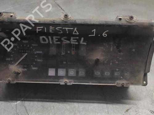 Used Instrument cluster FORD FIESTA III (GFJ) 1.6 (88 hp) 21402845