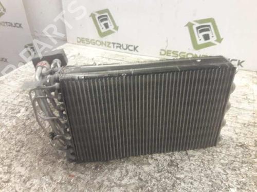 Used Air conditioning evaporator MERCEDES-BENZ VITO Van (W638) [1997-2003]  21467847