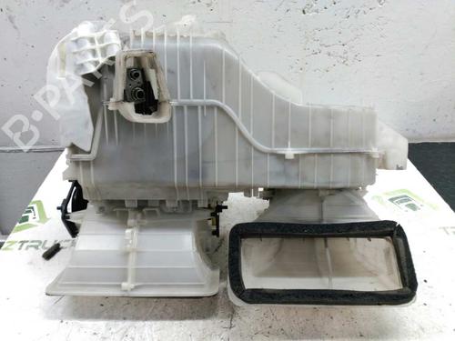 Used Heater matrix box FIAT GRANDE PUNTO (199_) 1.3 D Multijet (199.AXD11, 199.AXD1A, 199.AXD1B,... (90 hp) 21436950