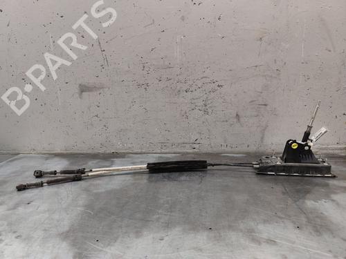 Used Gear lever VW GOLF VII (5G1, BQ1, BE1, BE2) 1.6 TDI (110 hp) 32011134