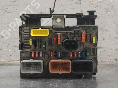 Used Fuse box PEUGEOT 307 (3A/C) [2000-2012]  21403724