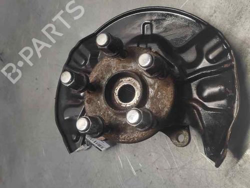 Used Left front steering knuckle TOYOTA COROLLA Verso (ZER_, ZZE12_, R1_) 2.0 D-4D (CUR10_, CUR10R) (116 hp) 21404574