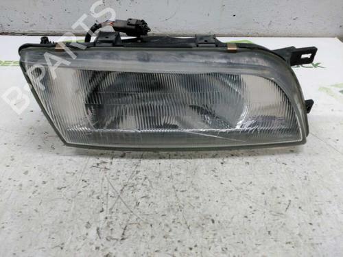 Used Right headlight NISSAN ALMERA I (N15) [1995-2000]  21437373