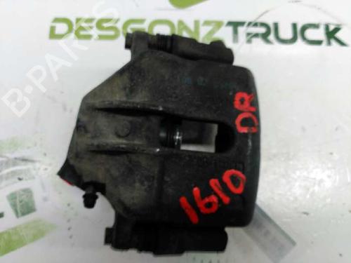 Used Left front brake caliper RENAULT MEGANE I Coach (DA0/1_) [1996-2003]  21427434