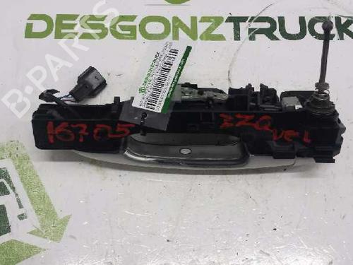 Used Front left exterior door handle Front left exterior door handle RENAULT SCÉNIC II (JM0/1_) 1.9 dCi (JM0G, JM12, JM1G, JM2C) (120 hp) 35906000 35906000