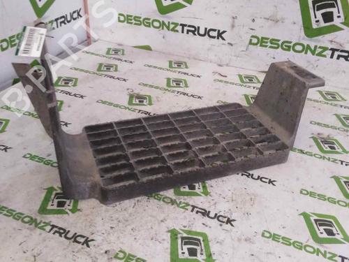 Used Step Step RENAULT TRUCKS B Platform/Chassis 2.8 DTi (122 hp) 31706413 31706413