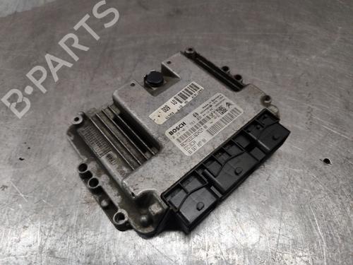 Used Engine control unit (ECU) Engine control unit (ECU) 37434528 37434528