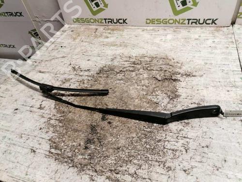 Used Front windshield wiper arm BMW X3 (F25) [2010-2017]  21474179