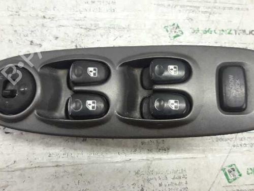 Fensterheberschalter links vorne für HYUNDAI ACCENT II (LC) [1999-2012]  21455384