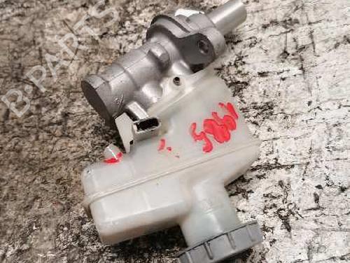 Brake master cylinder SUZUKI GRAND VITARA II (JT, TE, TD) 1.9 DDiS (JB419WD, JB419XD) | BP24530862M77 
