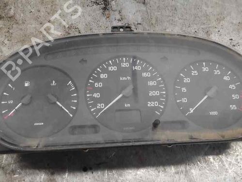 Used Instrument cluster RENAULT MEGANE I Classic (LA0/1_) 1.9 dTi (LA08, LA0N, LA0K) (98 hp) 21411261