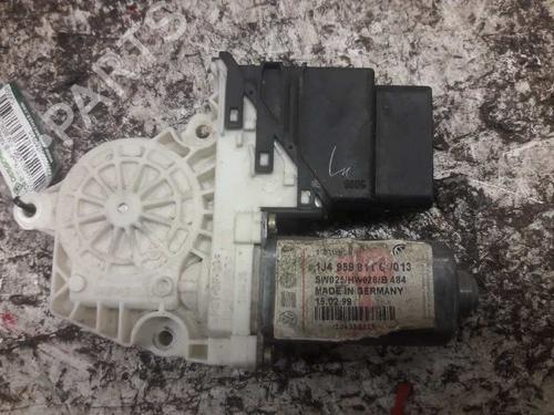 Portierruitmotor linksachter VW GOLF IV (1J1) [1997-2008]  21462035