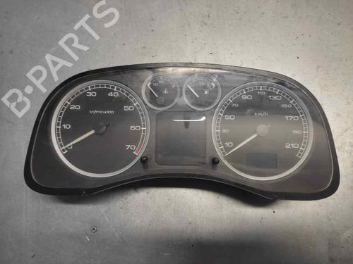 Used Instrument cluster PEUGEOT 307 (3A/C) [2000-2012]  21399022