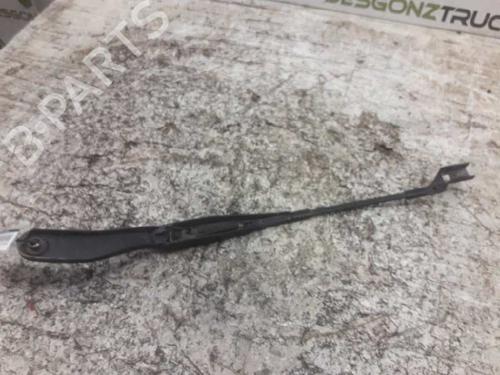 Front windshield wiper arm VOLVO C30 (533)  | BP21464757C143 