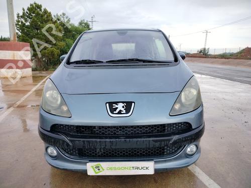 Brugte PEUGEOT 1007 (KM_) 1.6 HDi 4989156