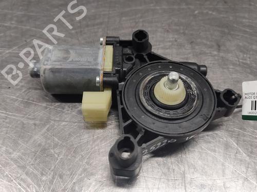 Used Left front window motor Left front window motor AUDI Q3 (F3B) 35 TDI quattro (150 hp) 32843517 32843517