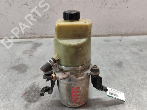 Used Steering pump FORD FOCUS II (DA_, HCP, DP) [2004-2013]  28707483