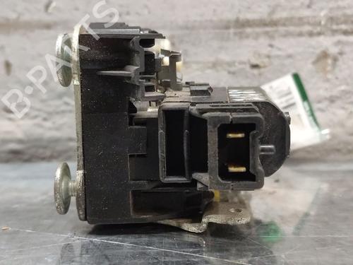 Cerradura puerta delantera derecha IVECO DAILY IV Van  | BP30830227C97 