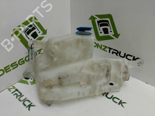 Used Windscreen washer tank SEAT CORDOBA (6K2) 1.4 (60 hp) 21428664
