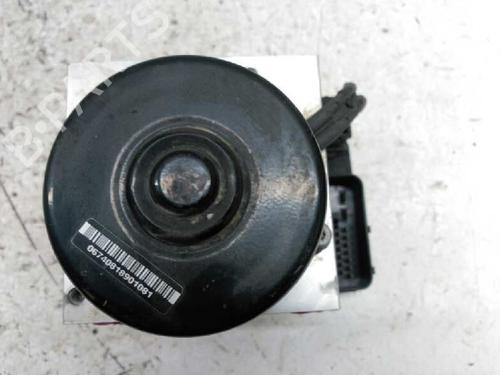 Used ABS pump RENAULT LAGUNA I (B56_, 556_) [1993-2002]  22910158