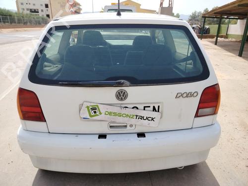 Right headlight VW POLO III (6N1) 75 1.6 | BP32340213C29 