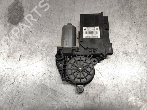 Right front window motor AUDI A4 B6 (8E2) 1.9 TDI | BP23189164E20 