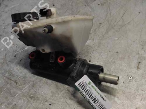 Used Brake master cylinder PEUGEOT EXPERT Van (222) [1995-2008]  24530931