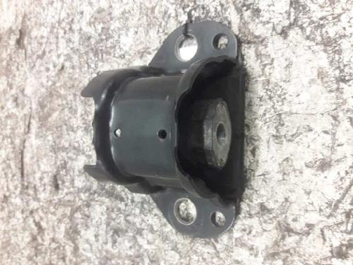 Used Engine mount RENAULT CLIO II (BB_, CB_) [1998-2016]  21464441